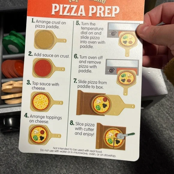 Melissa & Doug Top & Bake Pizza Counter - Picture 4 of 9